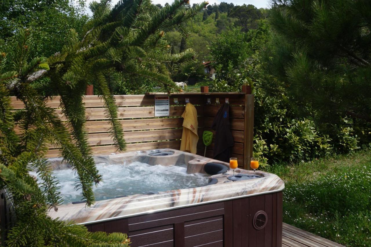 Lou Mas Dau Paigran Bed and Breakfast Saint-Blaise  Εξωτερικό φωτογραφία