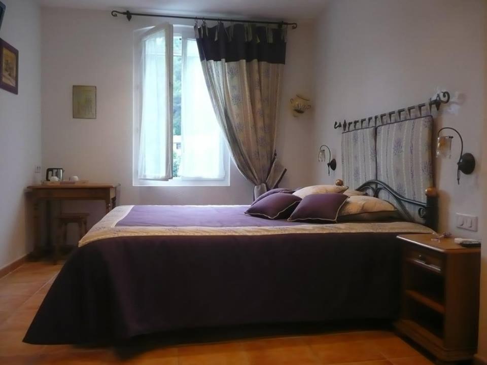 Lou Mas Dau Paigran Bed and Breakfast Saint-Blaise  Εξωτερικό φωτογραφία
