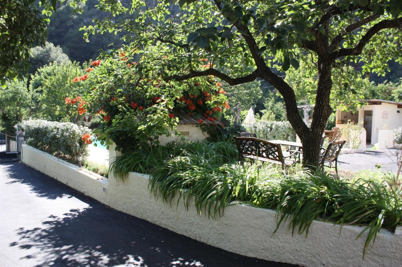 Lou Mas Dau Paigran Bed and Breakfast Saint-Blaise  Εξωτερικό φωτογραφία