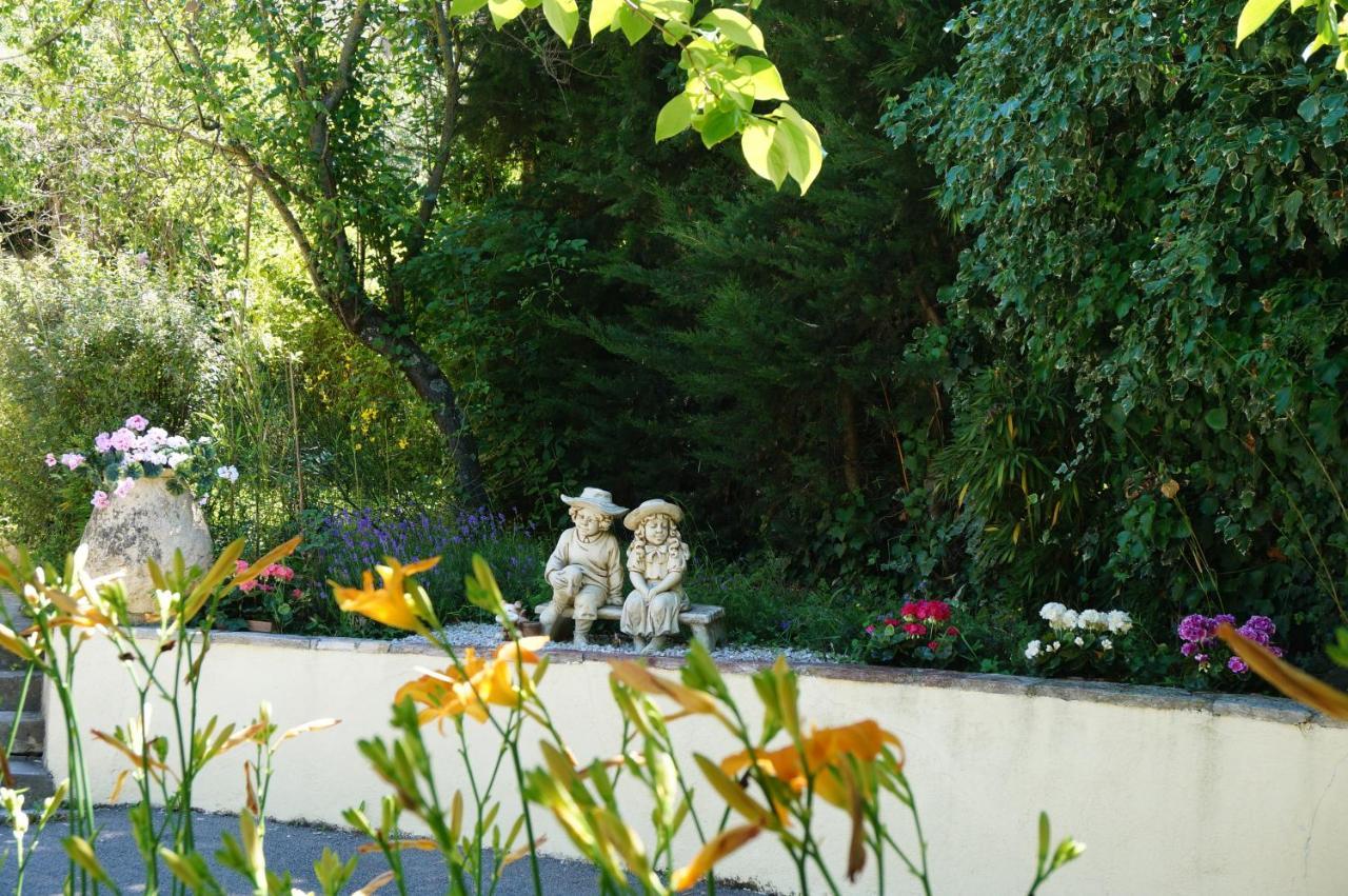 Lou Mas Dau Paigran Bed and Breakfast Saint-Blaise  Εξωτερικό φωτογραφία