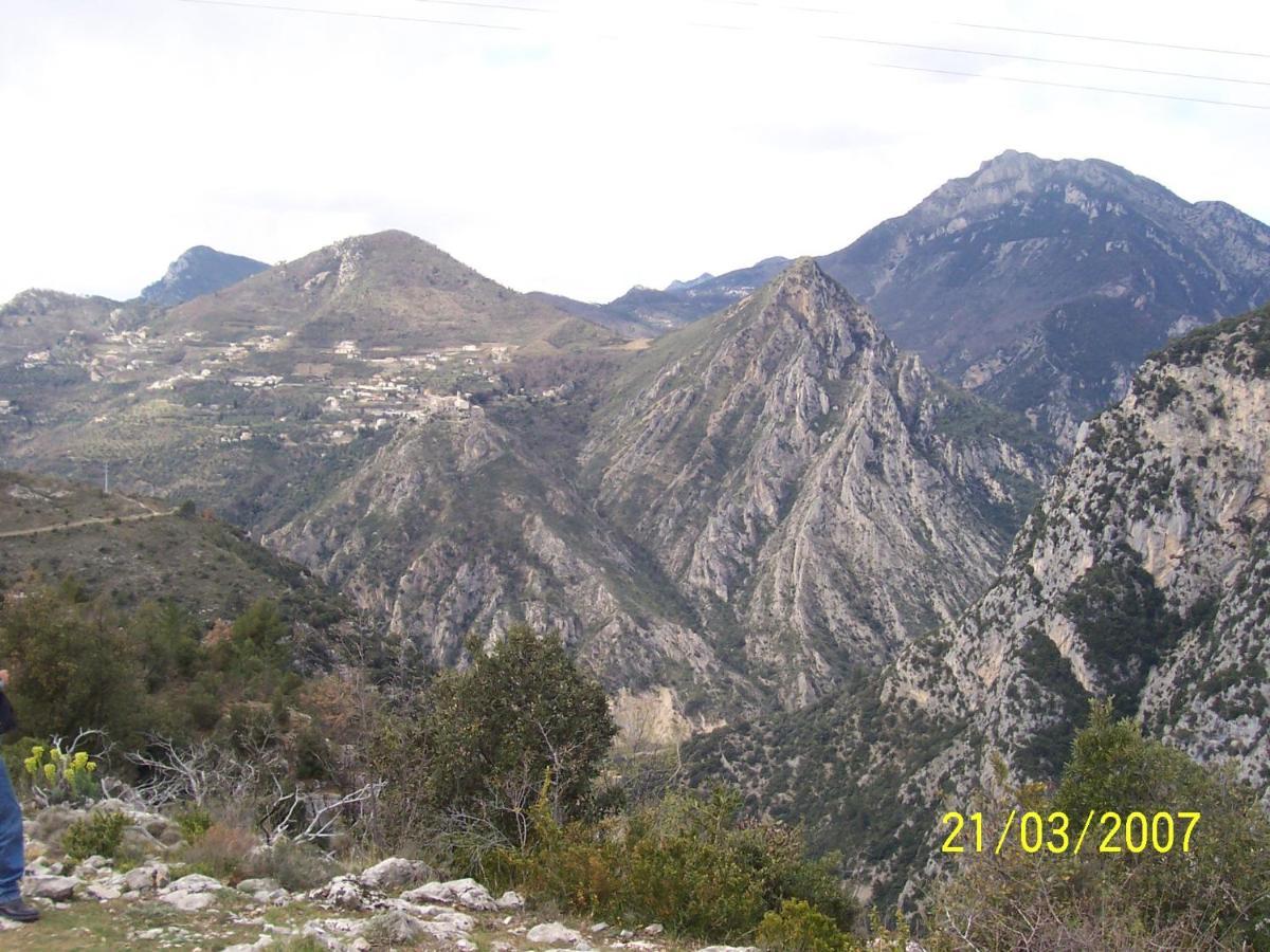 Lou Mas Dau Paigran Bed and Breakfast Saint-Blaise  Εξωτερικό φωτογραφία